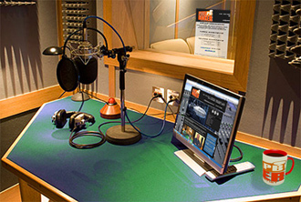 Peter_Baker_Voiceover_Studio
